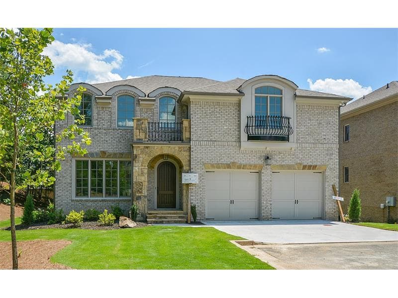 633 Esfun Trace, Sandy Springs, GA 30328 — most recent listing photo