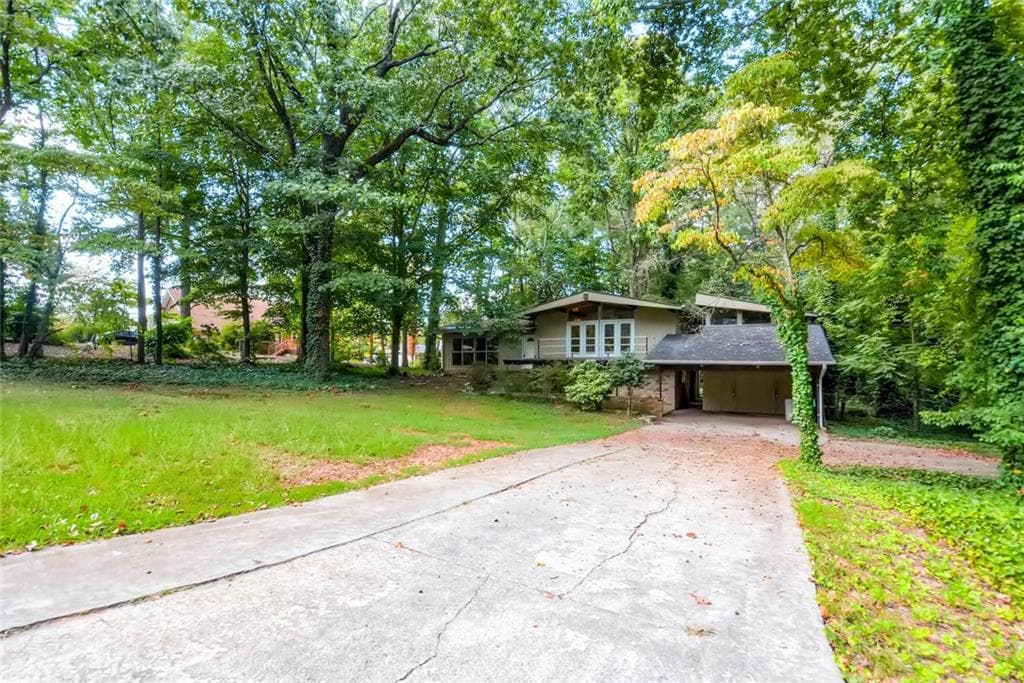 5 bedroom, 1,898 sq ft single family residence sold at 2485 Glenbonnie Drive, Atlanta, GA 30360