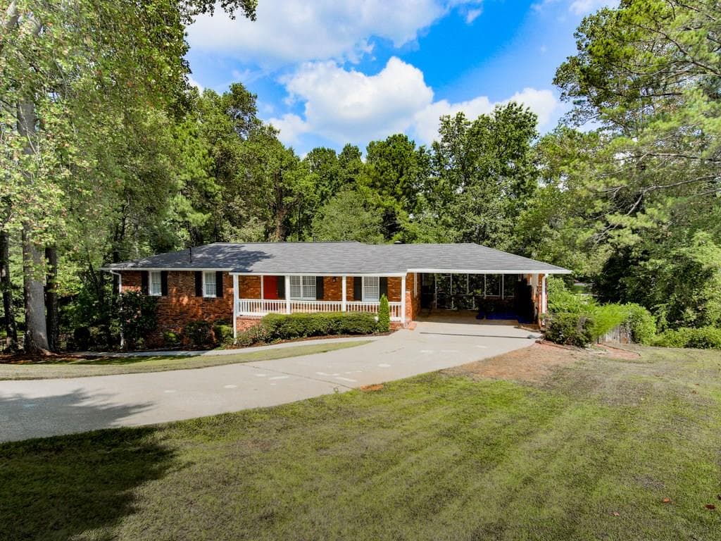 2710 Laurie Lane, Marietta, GA 30060 — most recent listing photo