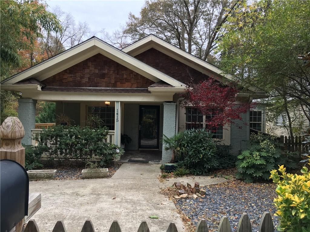 3 bedroom, 1,181 sq ft single family residence sold at 1415 Woodbine Avenue, Atlanta, GA 30317