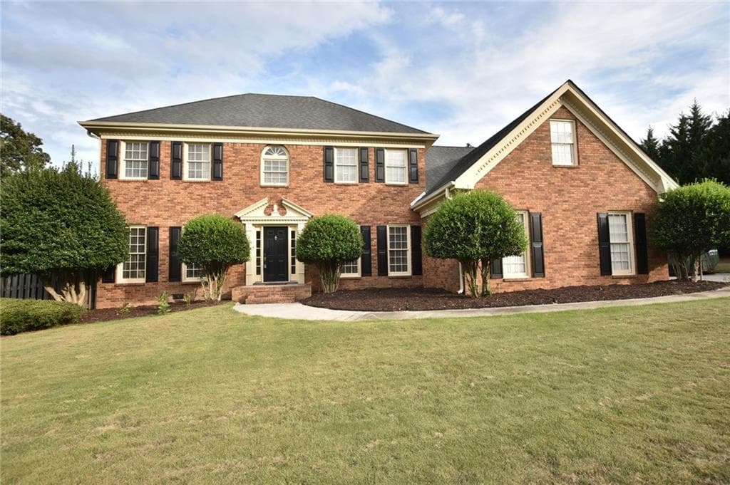 5 bedroom, 2,930 sq ft single family residence sold at 3000 Brookside Run, Snellville, GA 30078