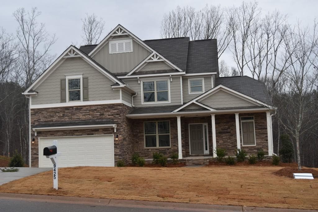 4 bedroom single family residence sold at 9425 Dunmoore Drive, Cumming, GA 30028