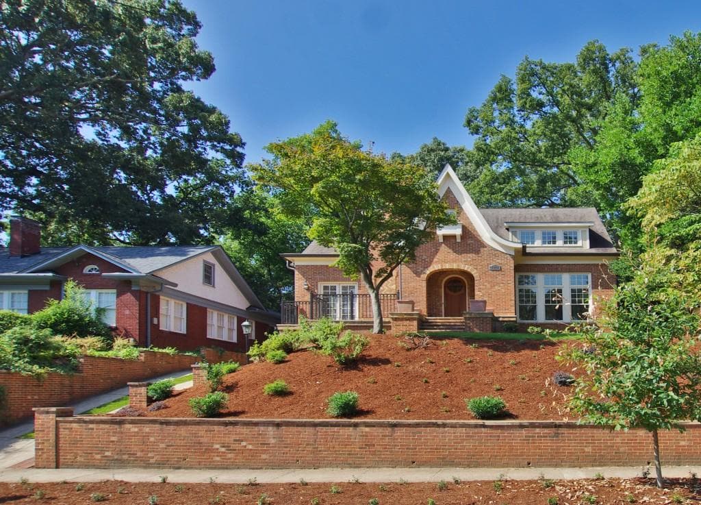 5 bedroom, 3,773 sq ft single family residence sold at 1356 Northview Avenue, Atlanta, GA 30306