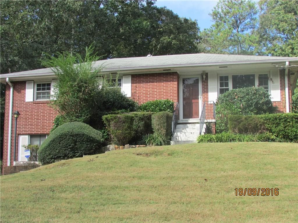 2434 Cherrywood Lane, Marietta, GA 30060 — most recent listing photo