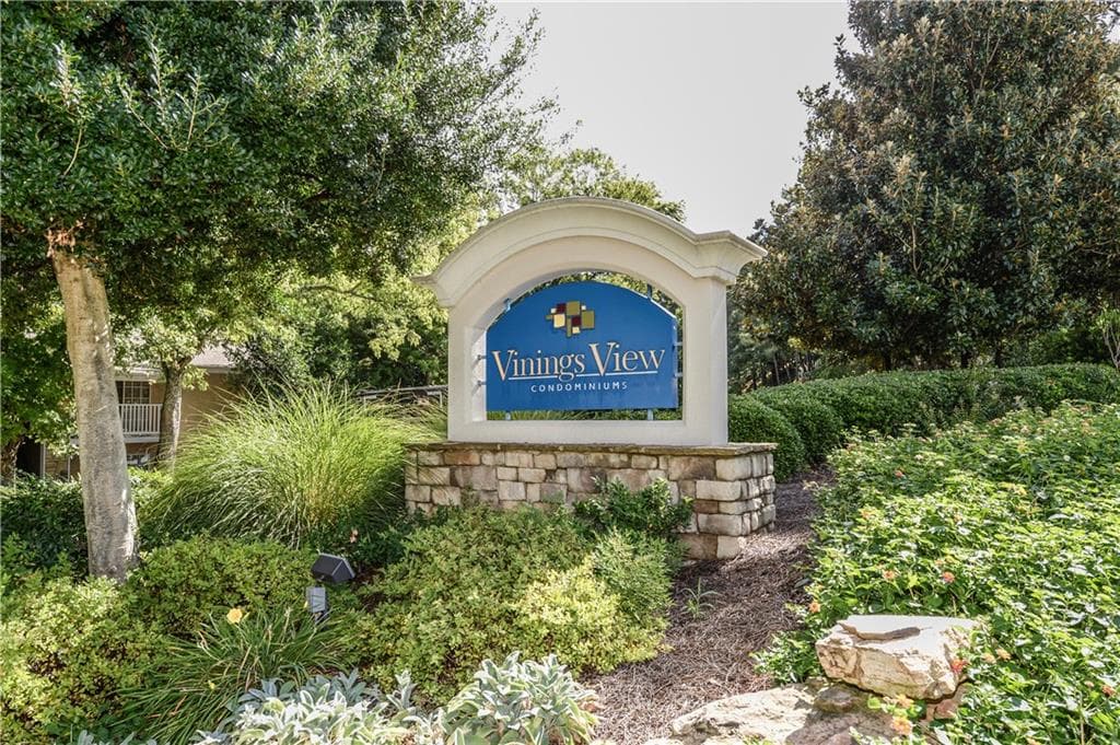 2 bedroom, 980 sq ft condominium sold at 3135 Seven Pines Court 101, Atlanta, GA 30339