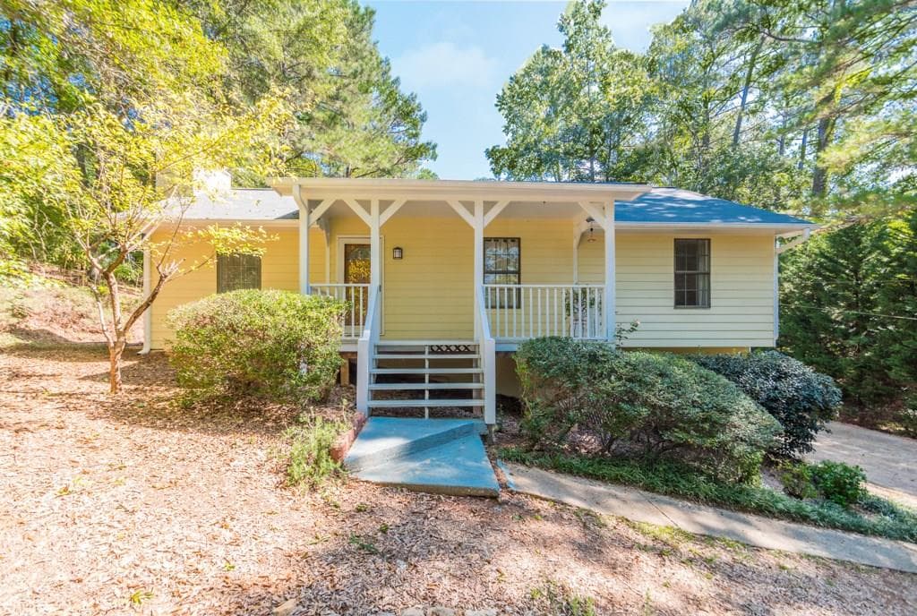 3733 Davis Street, Suwanee, GA 30024 — most recent listing photo