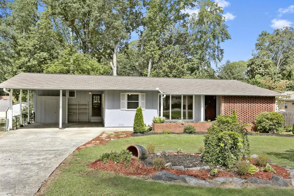 2004 Nancy Circle, Smyrna, GA 30080 — most recent listing photo