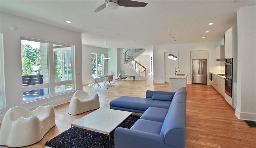 5 bedroom single family residence sold at 1262 Citadel Drive, Atlanta, GA 30324