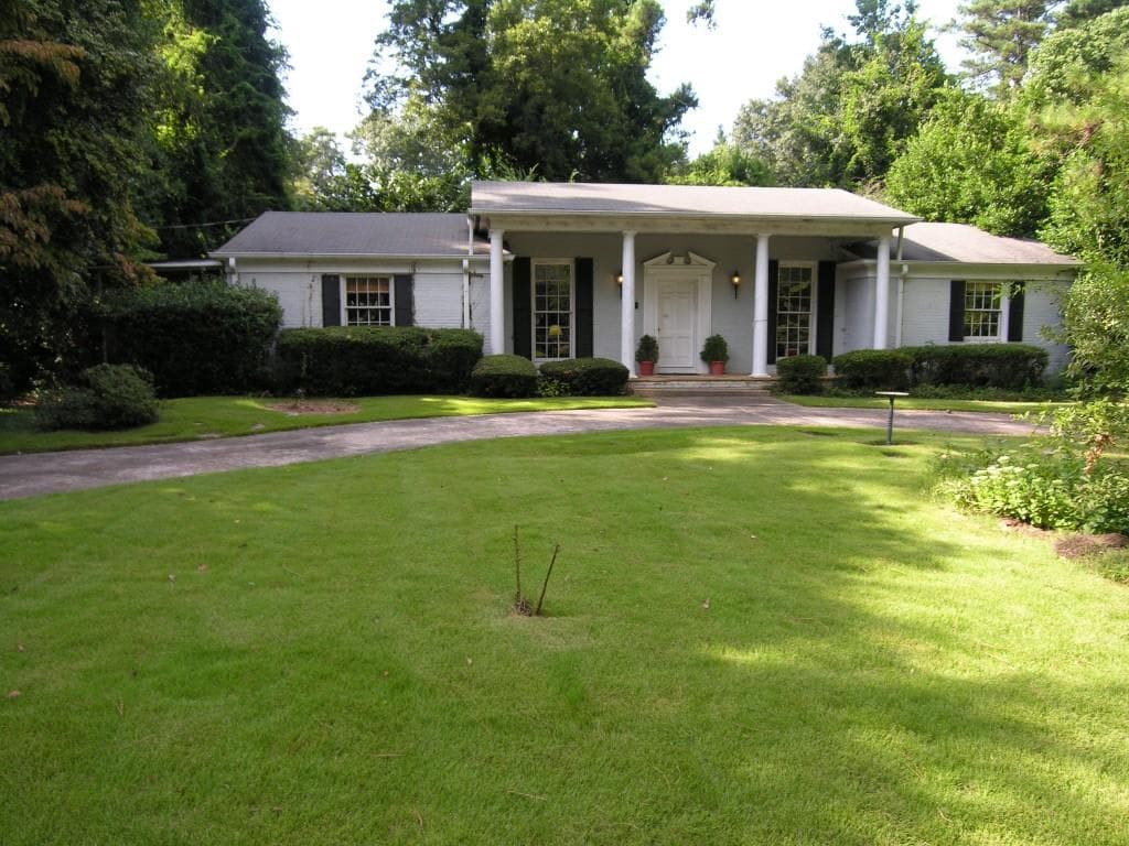 4 bedroom, 2,955 sq ft single family residence sold at 3430 Heartwood Lane, Atlanta, GA 30340