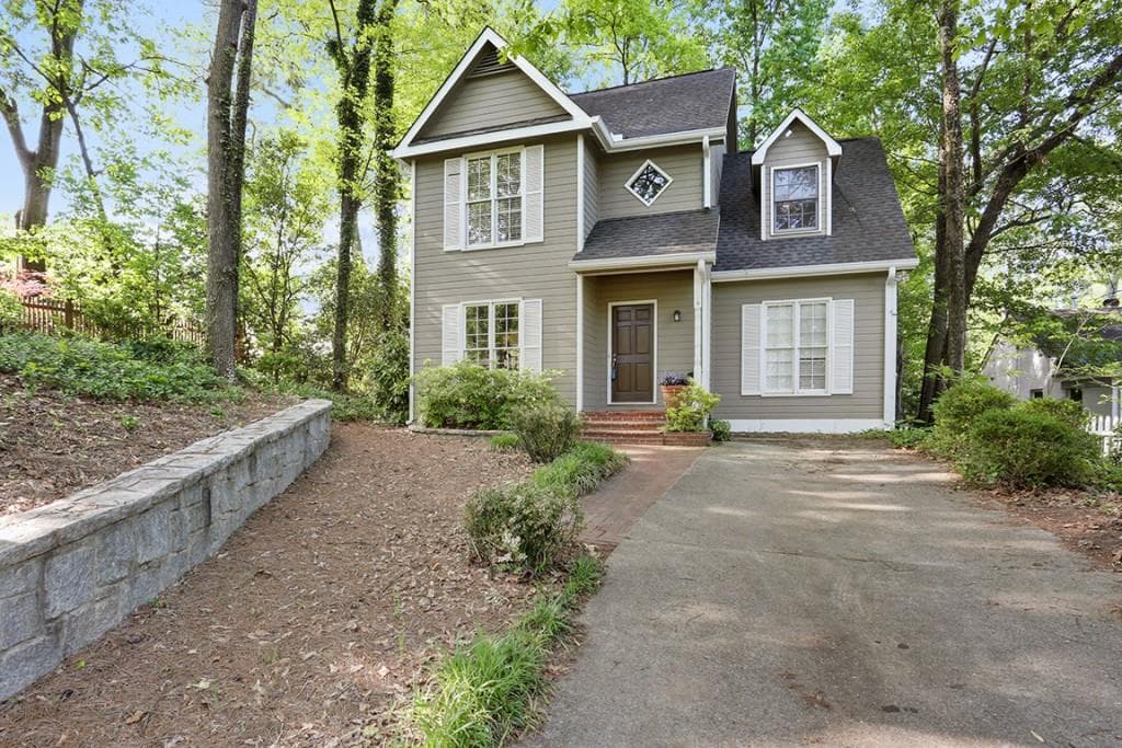 4 bedroom, 2,190 sq ft single family residence sold at 709 Hillpine Drive, Atlanta, GA 30306