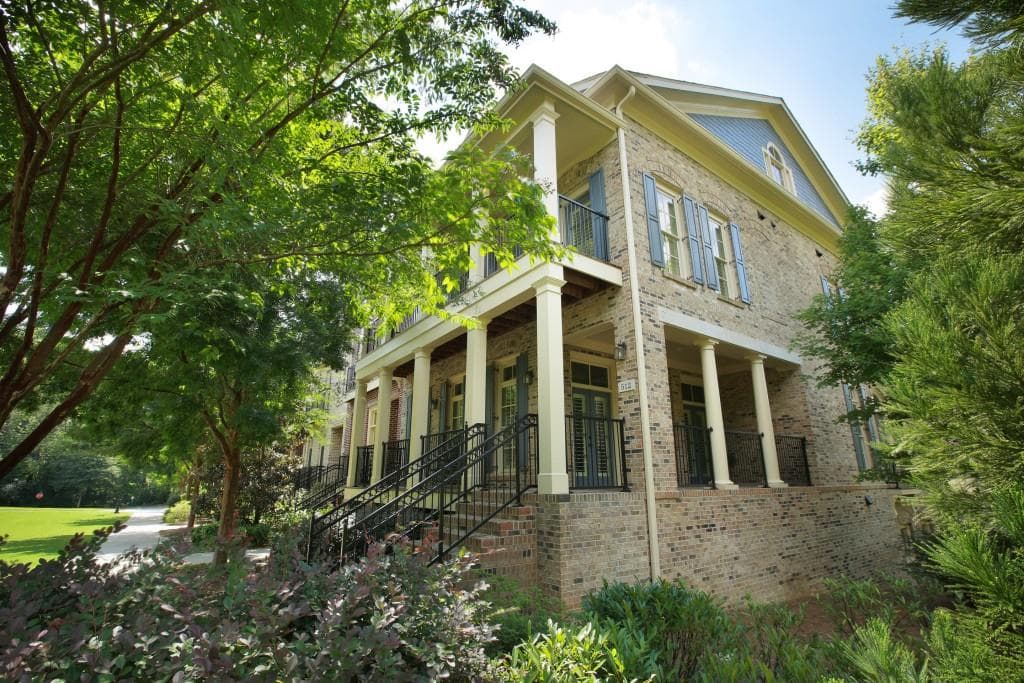 4 bedroom, 3,216 sq ft condominium sold at 512 Riverlawn Court 36, Atlanta, GA 30339
