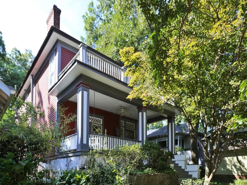 3 bedroom, 2,504 sq ft single family residence sold at 763 Dixie Avenue, Atlanta, GA 30307