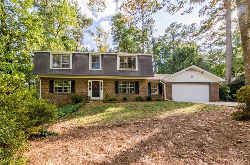 5365 Seaton Drive, Dunwoody, GA 30338 — most recent listing photo