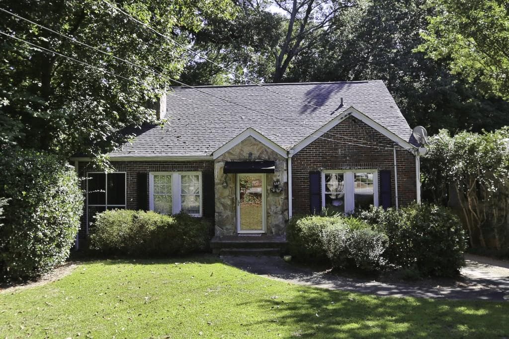 3 bedroom, 1,626 sq ft single family residence sold at 888 Moreland Avenue, Atlanta, GA 30316