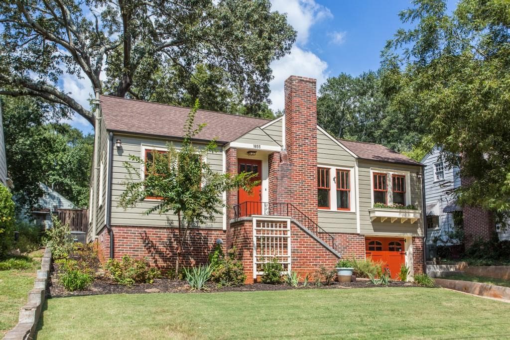 3 bedroom, 1,273 sq ft single family residence sold at 1855 W Forrest Avenue, East Point, GA 30344