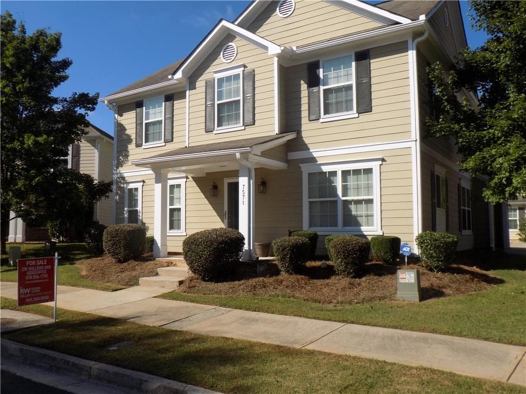 3 bedroom single family residence sold at 7571 Waverly Loop, Fairburn, GA 30213