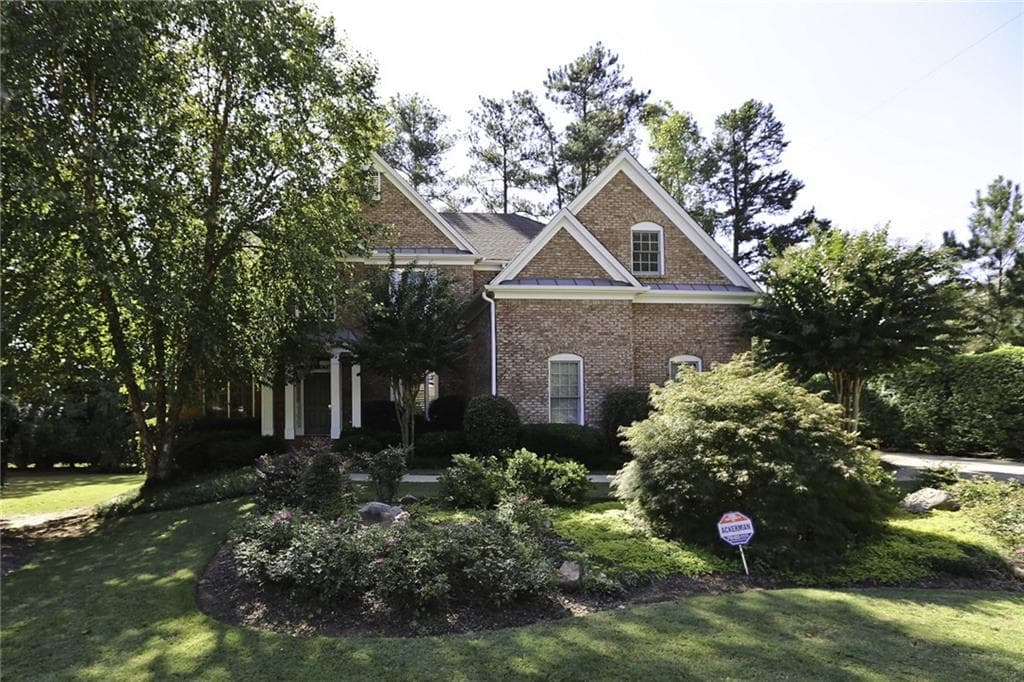 842 Saints Drive, Marietta, GA 30068 — most recent listing photo