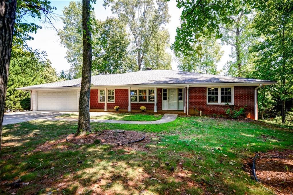 1685 Hampton Oaks Bend, Marietta, GA 30066 — most recent listing photo