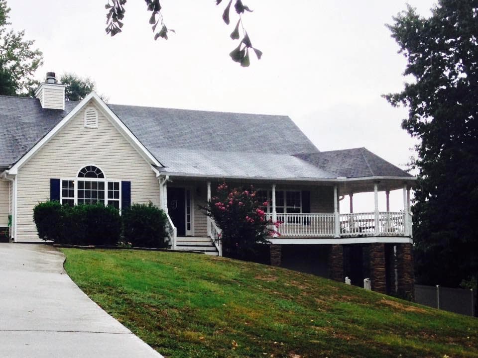 269 Kings Pointe Drive, Calhoun, GA 30701 — most recent listing photo