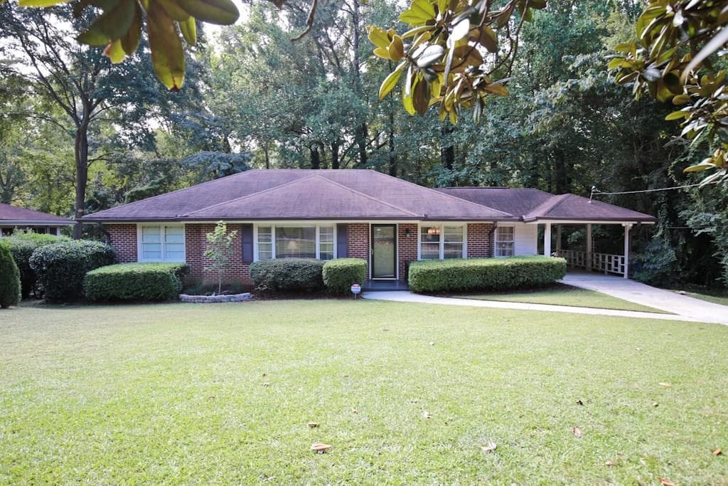 4 bedroom, 1,578 sq ft single family residence sold at 3396 Rockhaven Circle, Atlanta, GA 30324