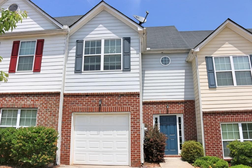 295 Brookview Drive 295, Riverdale, GA 30274 — most recent listing photo