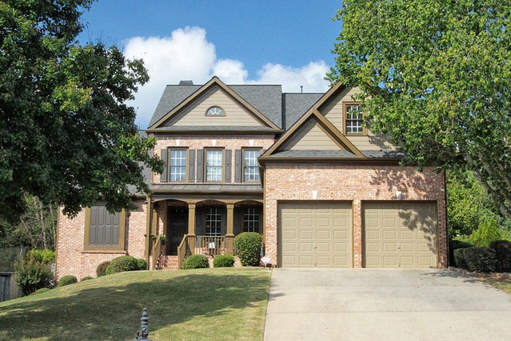 5 bedroom single family residence sold at 5376 Cabot Creek Drive, Buford, GA 30518