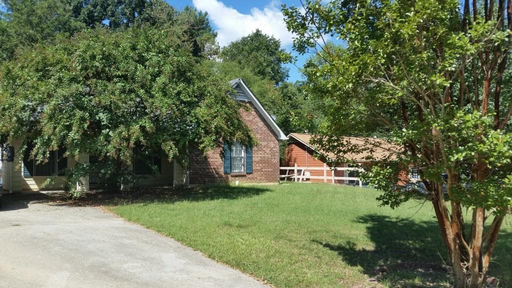 8645 Garvey Drive, Fairburn, GA 30213 — most recent listing photo