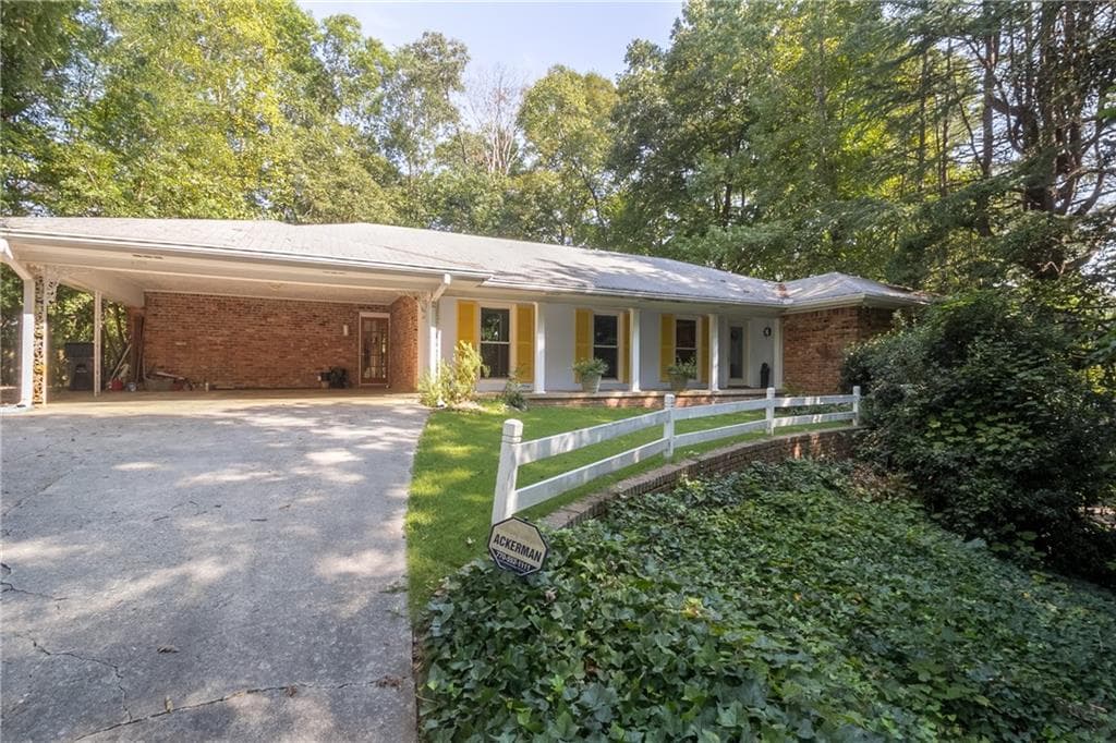 470 Franklin Road, Atlanta, GA 30342 — most recent listing photo