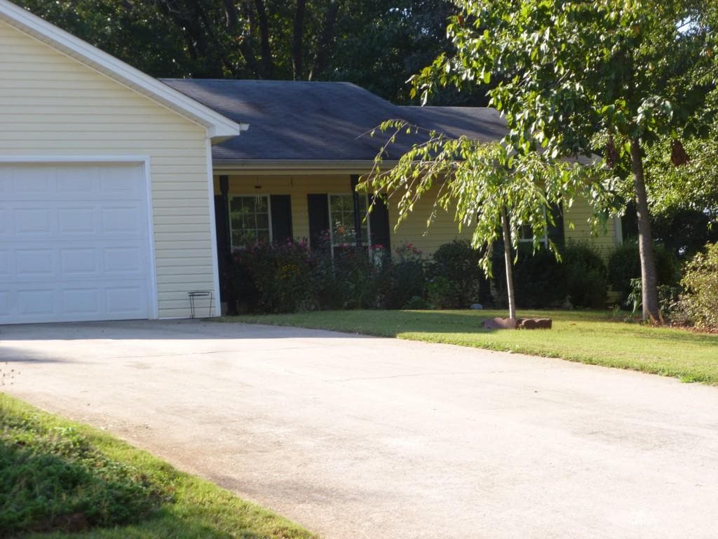 151 Mayweather Drive, Bethlehem, GA 30620 — most recent listing photo