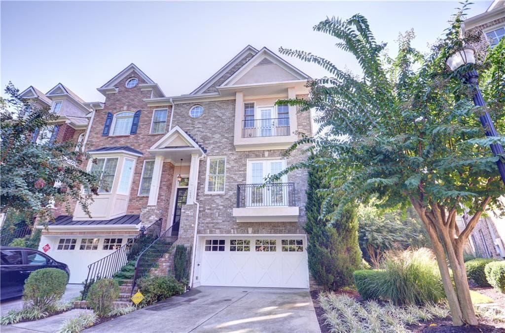 1003 Emory Parc Place, Decatur, GA 30033 — most recent listing photo
