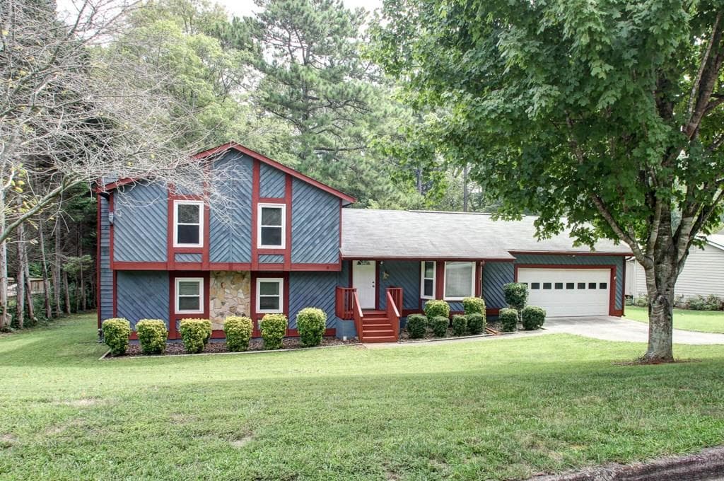 9725 Loblolly Lane, Roswell, GA 30075 — most recent listing photo