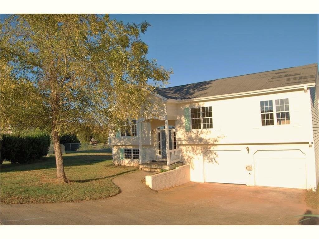 1018 Brynn Drive, Winder, GA 30680 — most recent listing photo