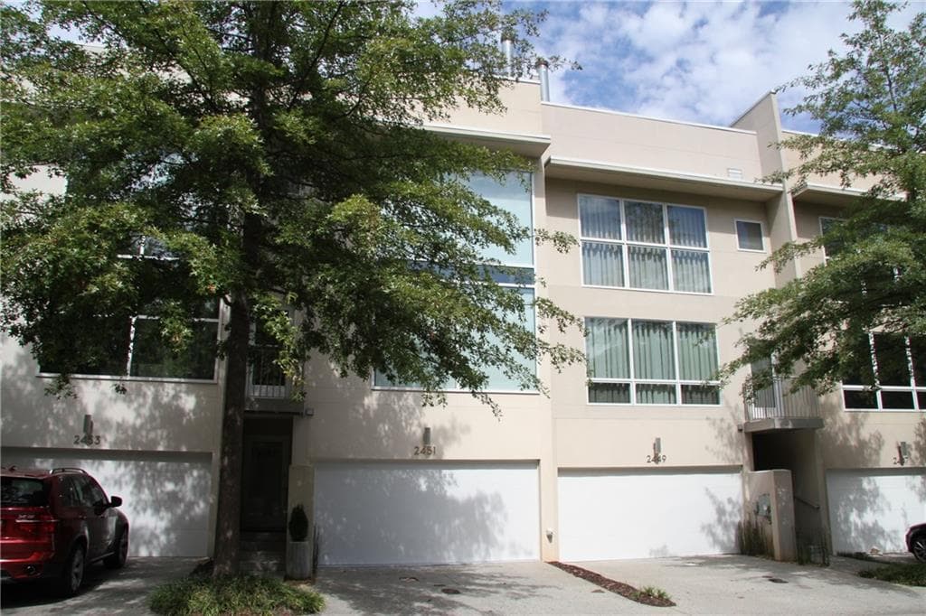 3 bedroom, 1,860 sq ft townhouse sold at 2451 Field Way, Brookhaven, GA 30319