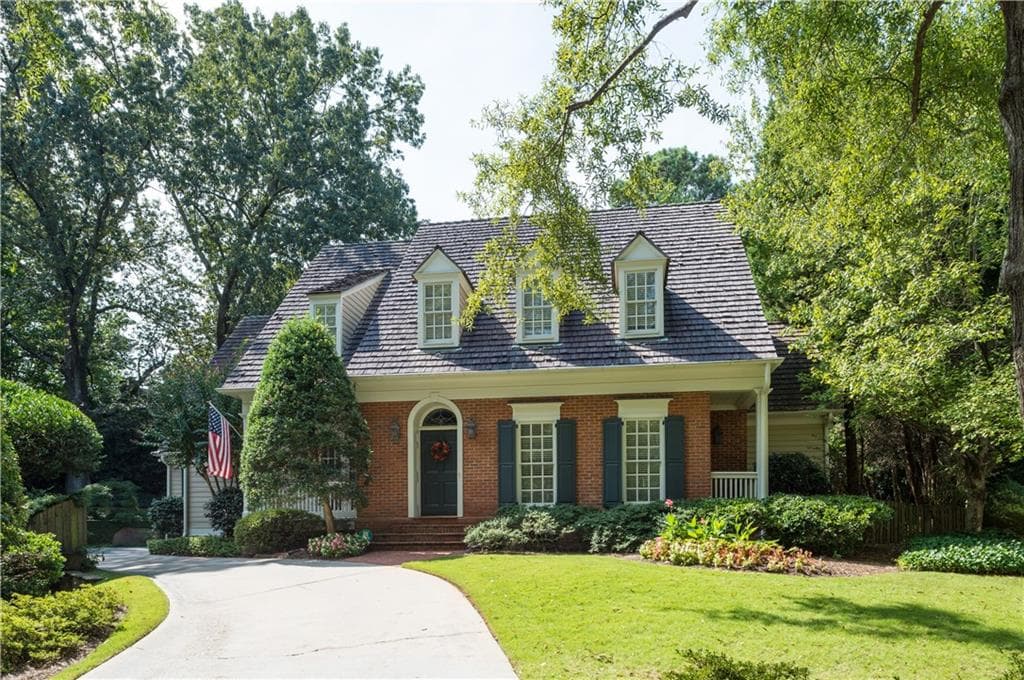 4 bedroom, 3,290 sq ft single family residence sold at 3586 Grove Gate Lane, Atlanta, GA 30339