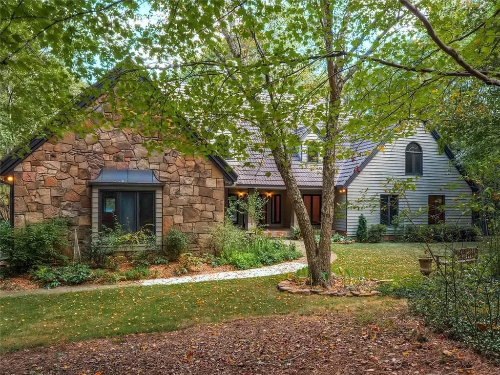11805 Mountain Park Road, Roswell, GA 30075 — most recent listing photo