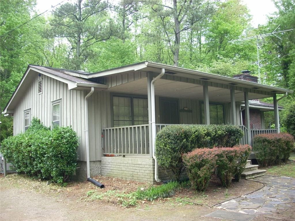 2 bedroom single family residence sold at 2219 ATHENS Highway, Gainesville, GA 30507