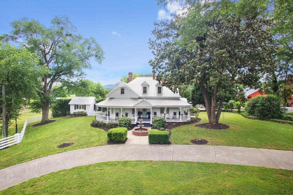 24 Main Street, Taylorsville, GA 30178 — most recent listing photo