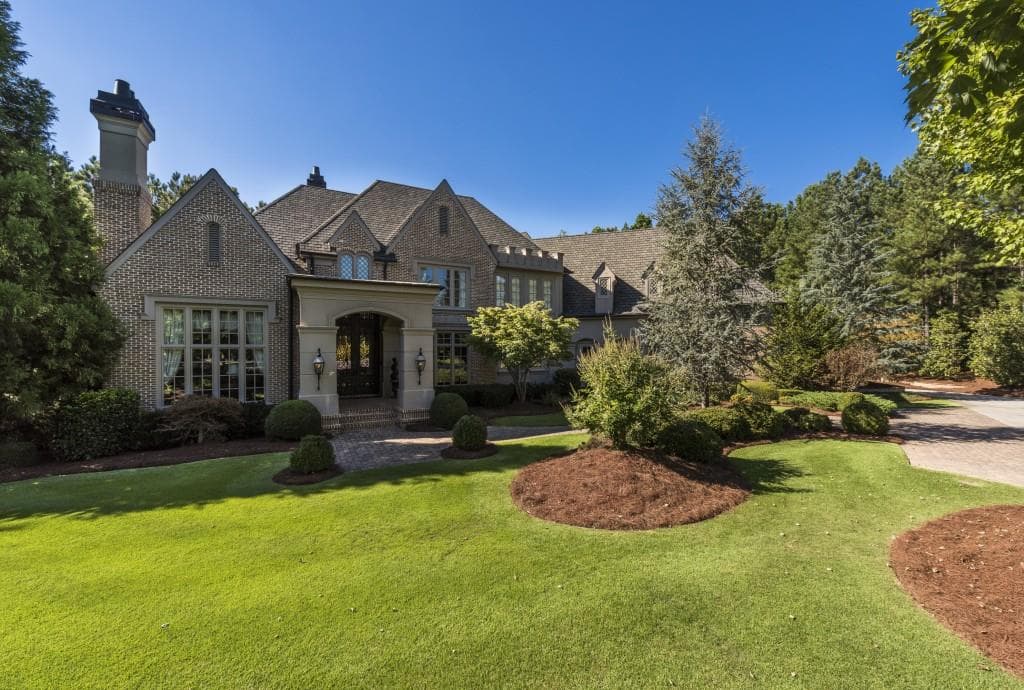 811 Flathead Pass, Suwanee, GA 30024 — most recent listing photo