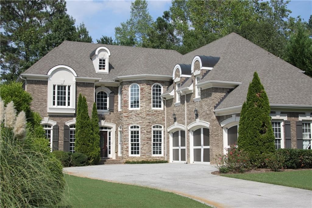 5 bedroom, 4,567 sq ft single family residence sold at 721 E Shore Drive, Canton, GA 30114