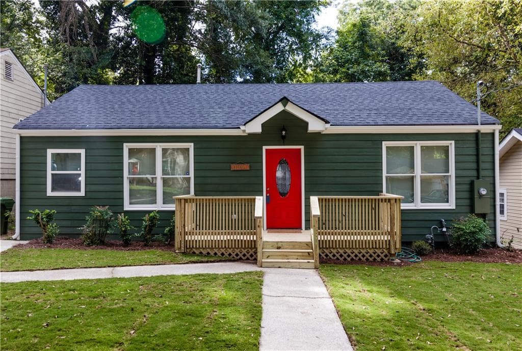 3 bedroom, 1,470 sq ft single family residence sold at 1770 N Olympian Way, Atlanta, GA 30310