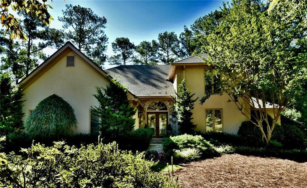 3095 Roxburgh Drive, Roswell, GA 30076 — most recent listing photo