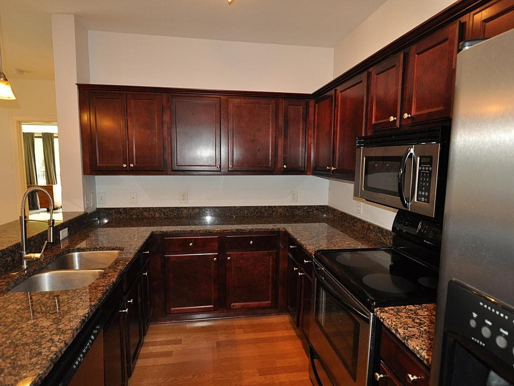 2 bedroom, 1,137 sq ft condominium sold at 2230 Cheshire Bridge Road 412, Atlanta, GA 30324