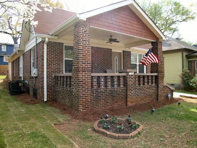 3 bedroom, 1,401 sq ft single family residence sold at 108 Whitefoord Avenue, Atlanta, GA 30317