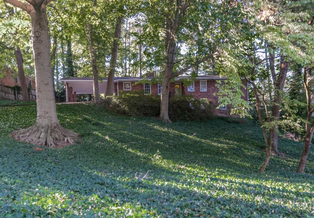 3 bedroom, 2,309 sq ft single family residence sold at 2413 Melinda Drive, Atlanta, GA 30345