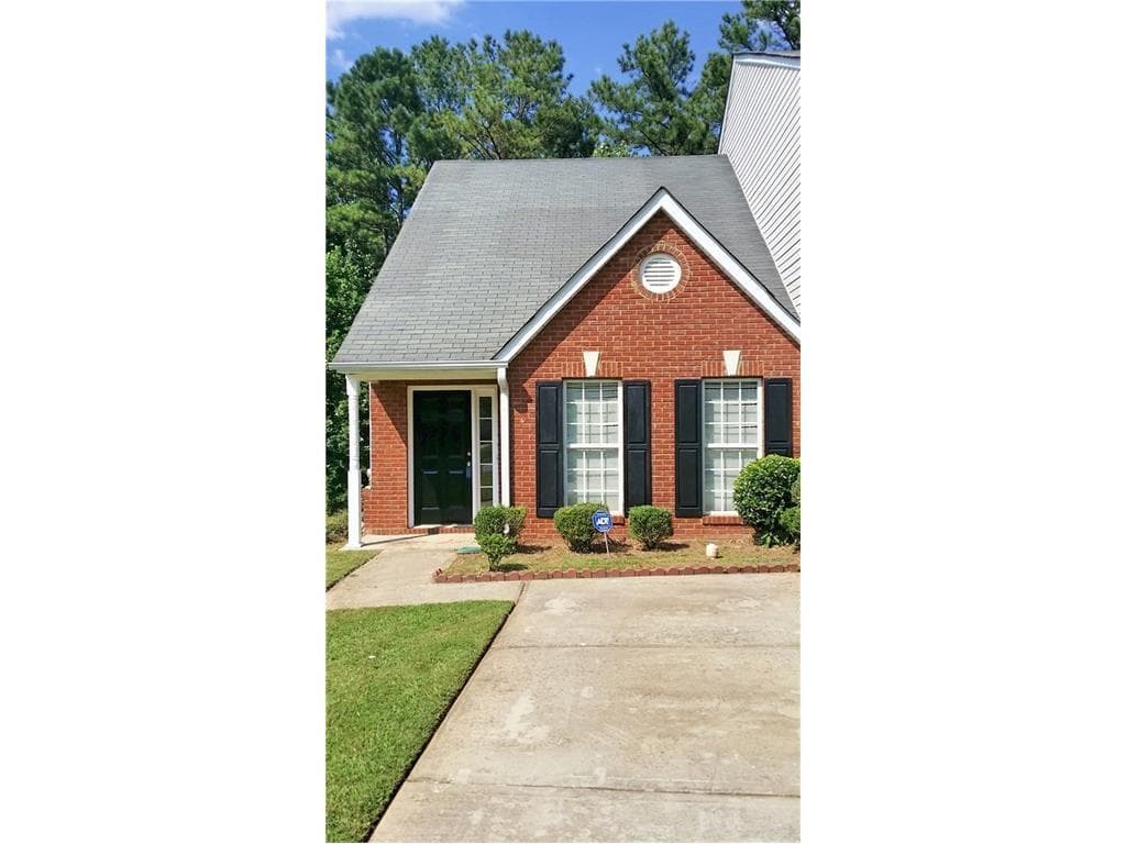 1359 Hollenbeck Lane 1359, Riverdale, GA 30296 — most recent listing photo