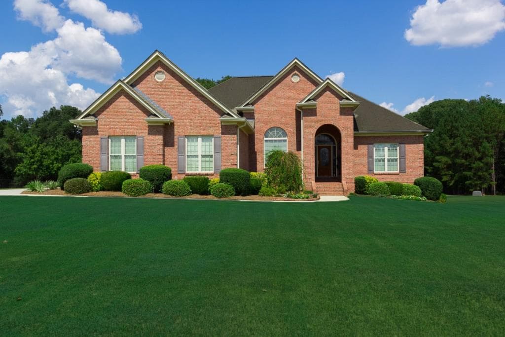 620 Spring View Drive, Loganville, GA 30052 — most recent listing photo