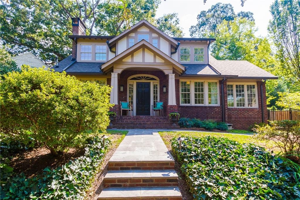 4 bedroom single family residence sold at 533 Orme Circle, Atlanta, GA 30306