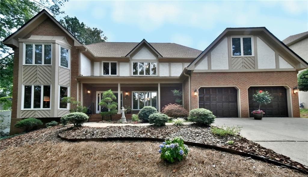 2285 Roxburgh Drive, Roswell, GA 30076 — most recent listing photo