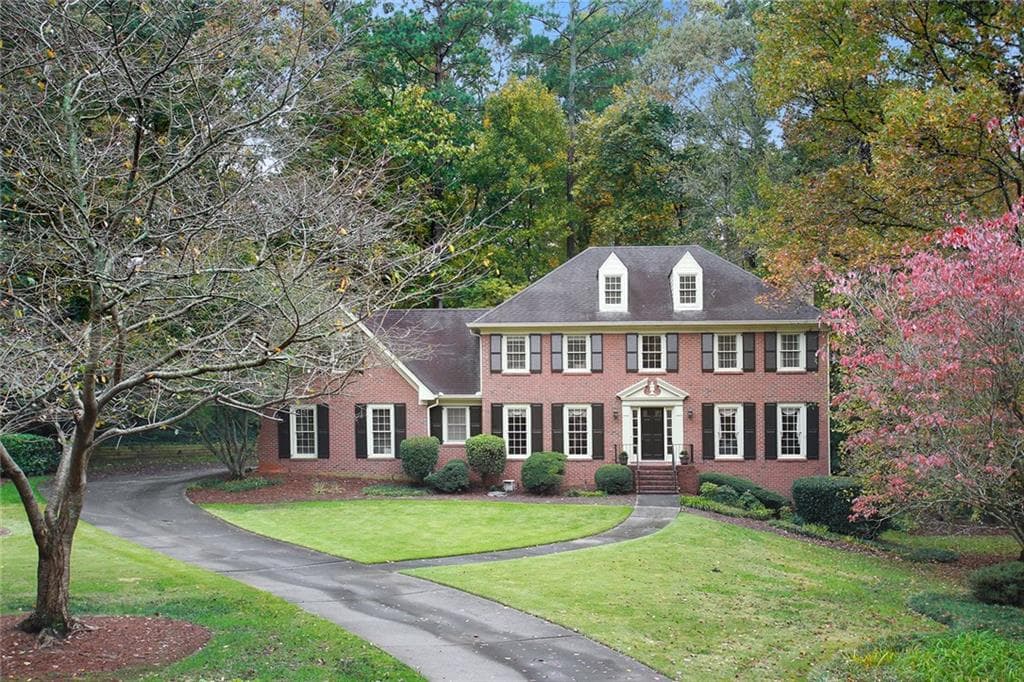 5338 Hallford Drive, Dunwoody, GA 30338 — most recent listing photo