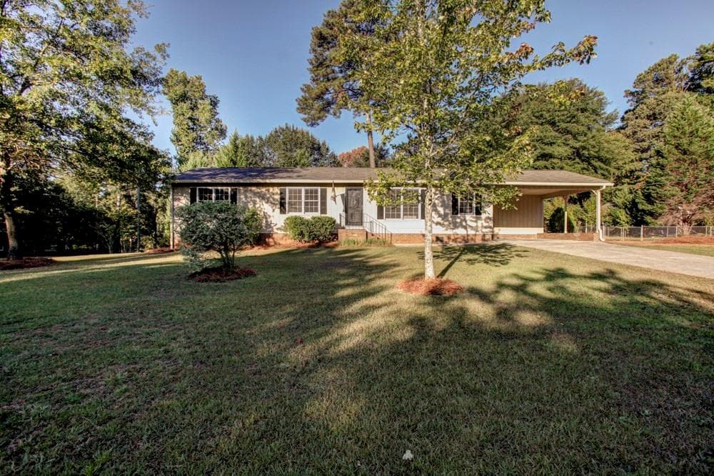 770 Shannon Lane, Woodstock, GA 30189 — most recent listing photo